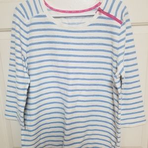 Ladies striped top w/ hot pink zipper detail